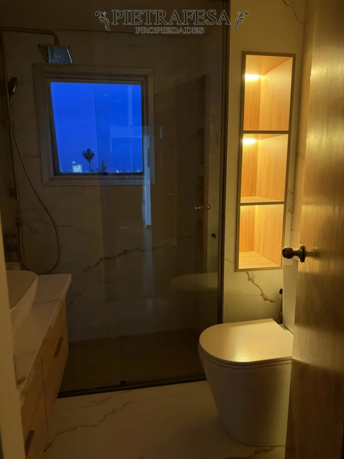 Apartamento ID.14722 - Apartamento en alquiler, 3 dormitorios, 2 baños, terraza, garaje. Amueblado. Puertito Buceo.