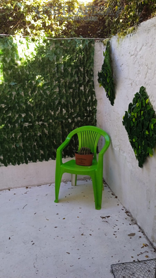 Apartamento ID.13554 - Apartamento en alquiler, 2dormitorios, 1baño, patio, amueblado. Sayago.