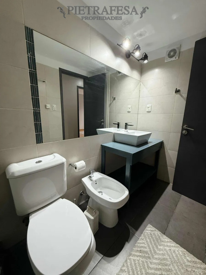 Apartamento ID.13427 - Apto en venta 3 dormitorios, 3 baños, gje- Patio ,Pocitos