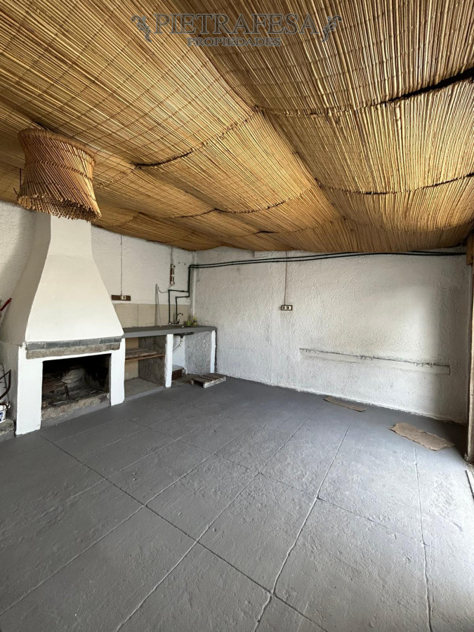 Apartamento ID.6586 - Padrón con 6 aptos con renta en venta- Celiar- Flor de Maroñas 