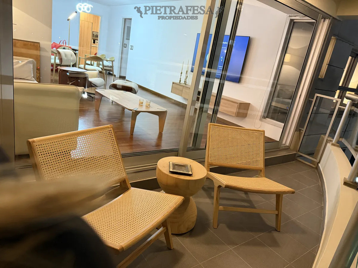 Apartamento ID.14722 - Apartamento en alquiler, 3 dormitorios, 2 baños, terraza, garaje. Amueblado. Puertito Buceo.