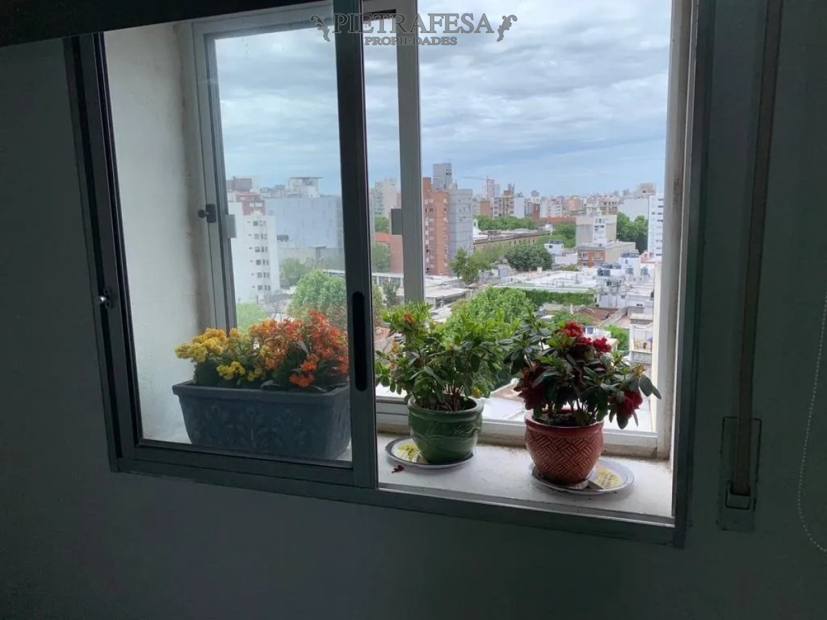 Apartamento ID.3143 - Penthouse en venta con renta 1 dormitorio, 1 baño y terraza- Cnel. Brandzen-Tres Cruces 