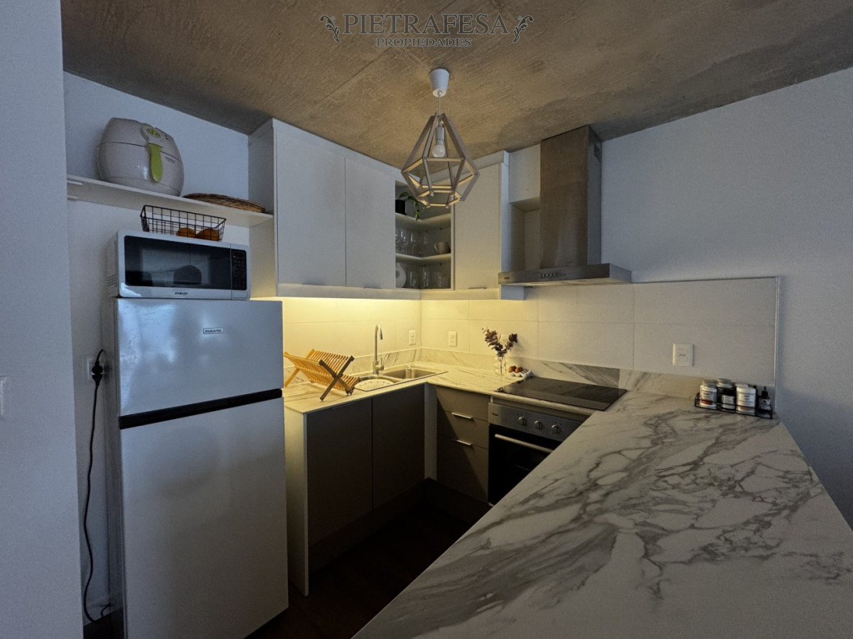 Apartamento ID.14122 - EDIFICIO BULL POCITOS - Avda. Soca y Gestido. 1Dormitorio - CON RENTA
