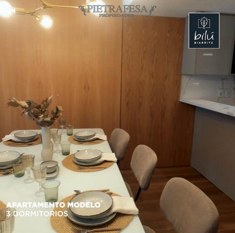 Apartamento ID.14255 - Apartamento de lujo Punta Carretas · 3 dormitorios · 4 baños · a metros del mar!