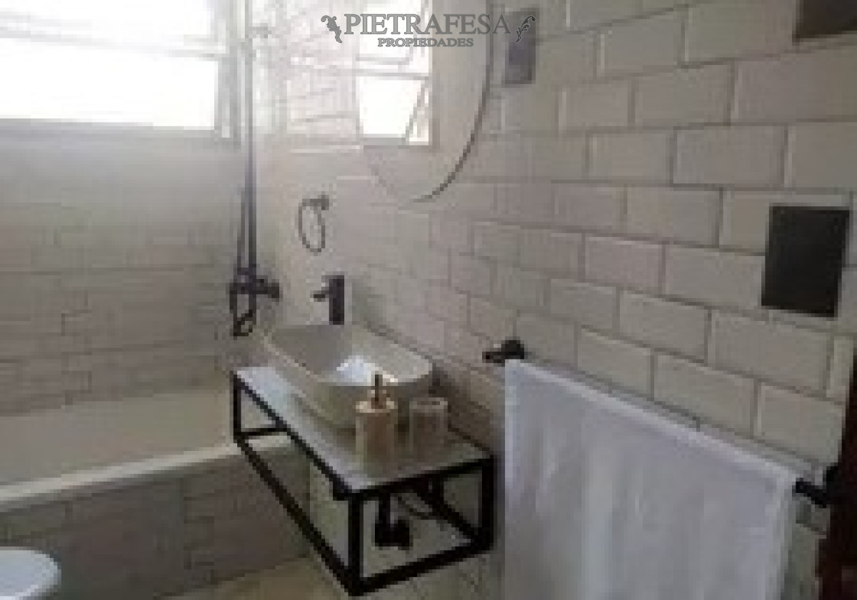 Apartamento ID.12544 - Apto en venta con renta, 1dormitorio, 1baño- Centro.