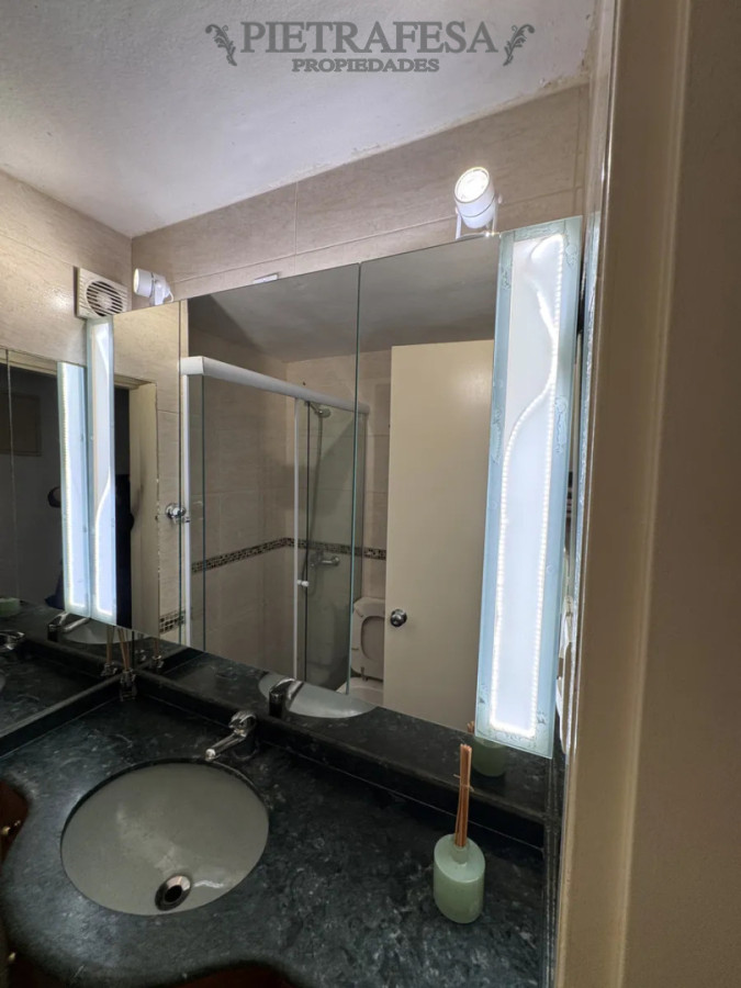 Apartamento ID.14649 - Apartamento en alquiler, 2 dormitorios, 1 baño, terraza lavadero. Pocitos.