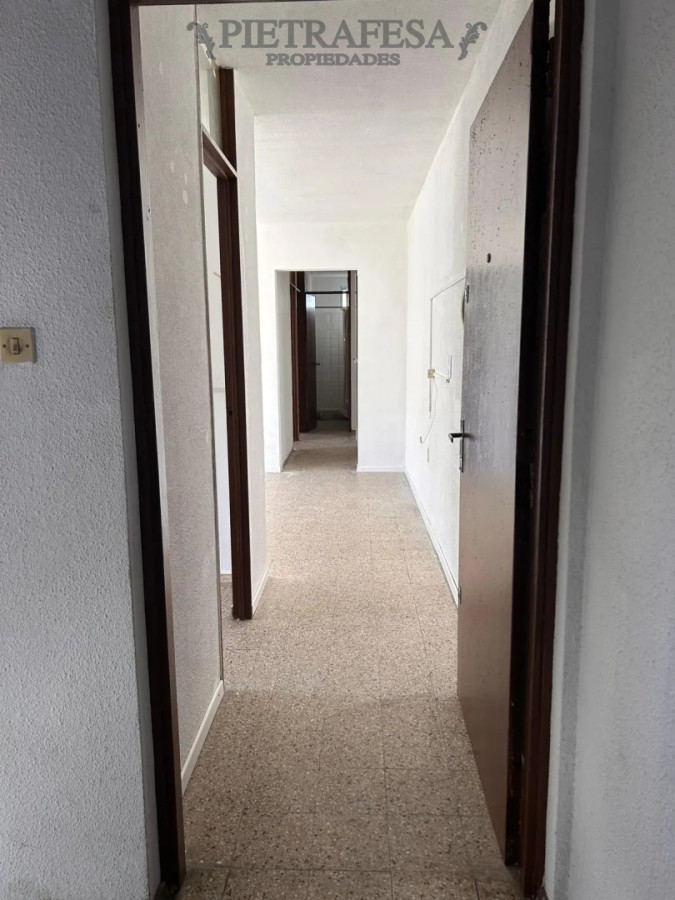 Apartamento ID.16587 - Venta de apartamento, 2 dormitorios , 1 baño . Euskalerria 70