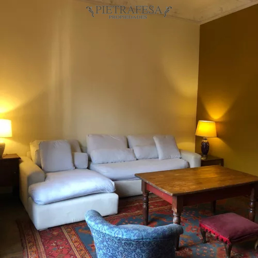 Apartamento ID.12736 - Apartamento en alquiler, 3dormitorios, 1baño, balcón. Ciudad Vieja.