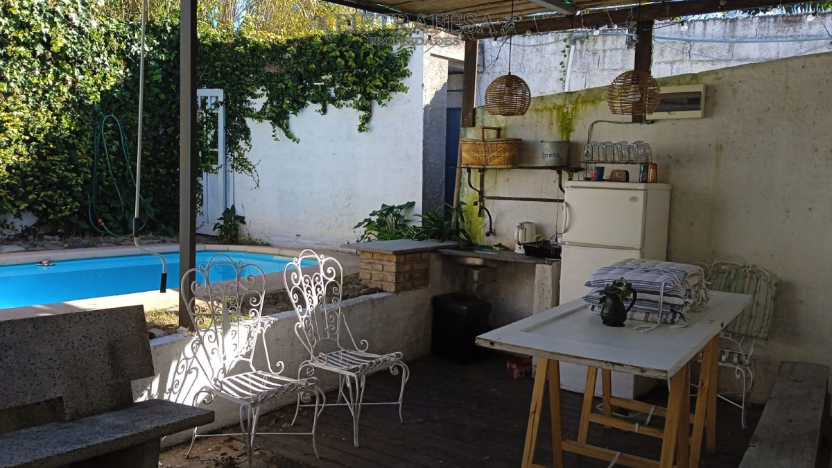 Apartamento ID.13554 - Apartamento en alquiler, 2dormitorios, 1baño, patio, amueblado. Sayago.
