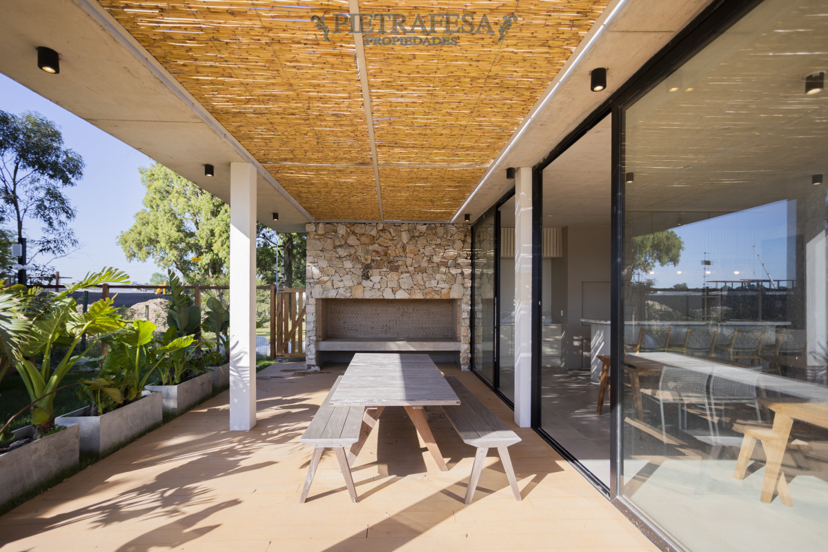 Apartamento ID.13444 - Apto a estrenar 1 dormitorio, 1 baño y cochera- Barra de Carrasco