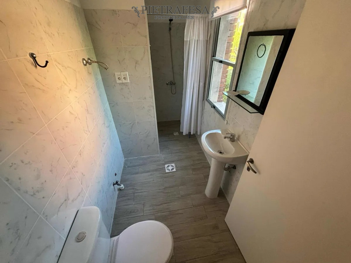 Apartamento ID.13575 - Apto en venta con renta 1 dormitorio, 1 baño-Capurro