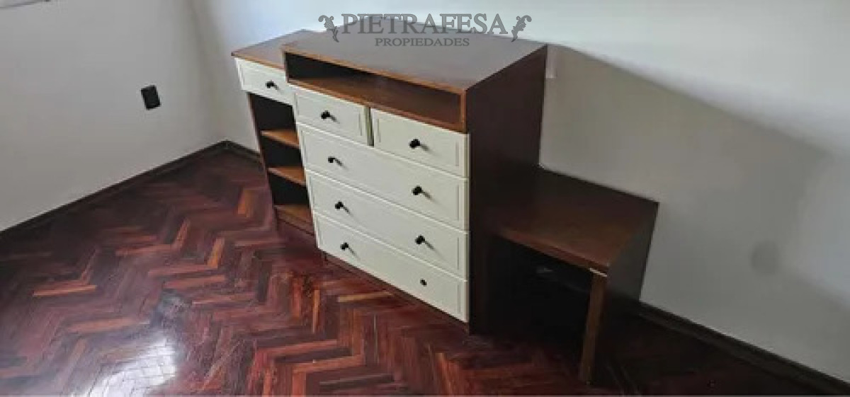 Apartamento ID.14958 - Apartamento en Venta, 2 dormitorios, 1 baño, balcon, azotea. Aguada.