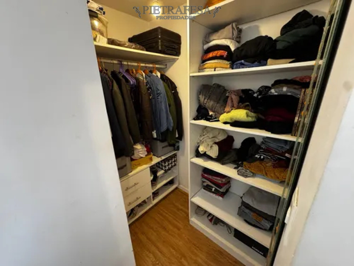 Apartamento ID.14511 - Apartamento en venta con renta tipo duplex, 2 dormitorios, 1 baño, patio con parrillero, cochera. San José de Carrasco.