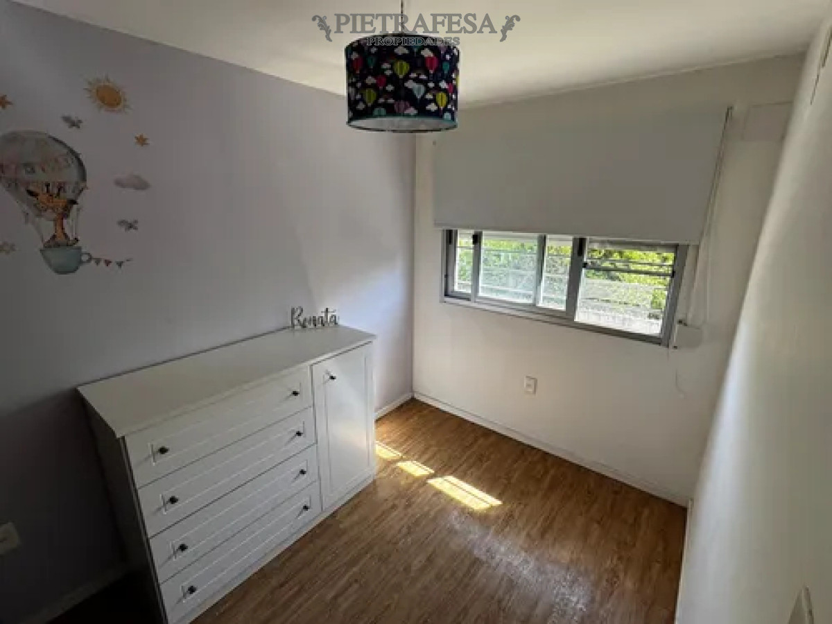 Apartamento ID.14511 - Apartamento en venta con renta tipo duplex, 2 dormitorios, 1 baño, patio con parrillero, cochera. San José de Carrasco.