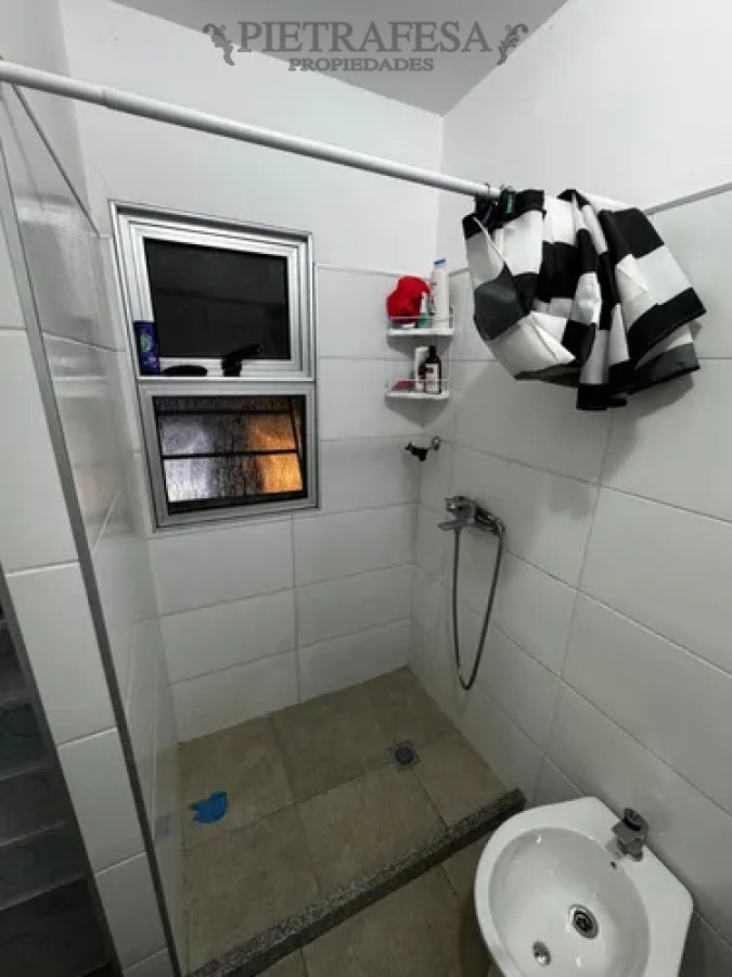 Apartamento ID.14511 - Apartamento en venta con renta tipo duplex, 2 dormitorios, 1 baño, patio con parrillero, cochera. San José de Carrasco.