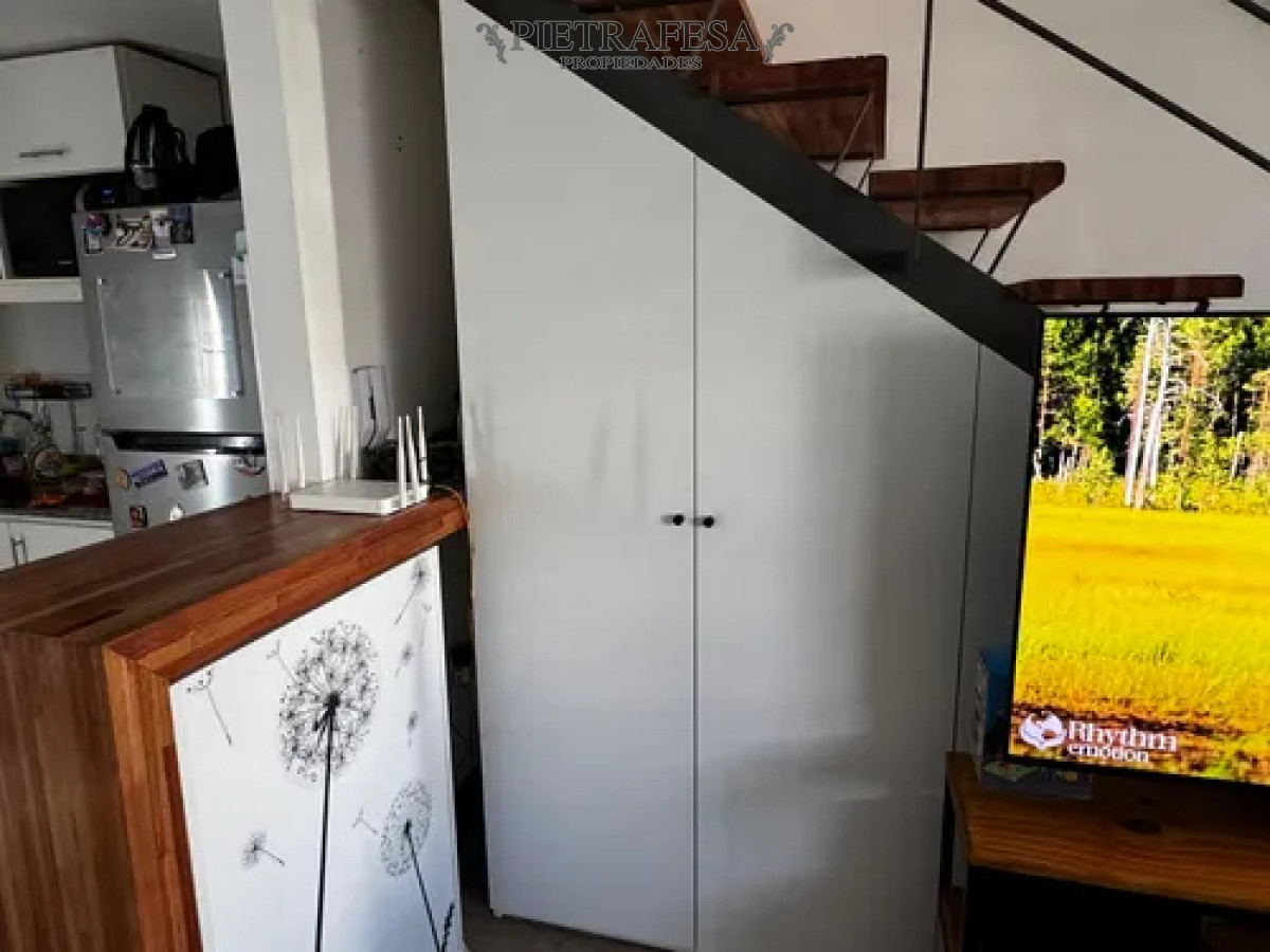 Apartamento ID.14511 - Apartamento en venta con renta tipo duplex, 2 dormitorios, 1 baño, patio con parrillero, cochera. San José de Carrasco.