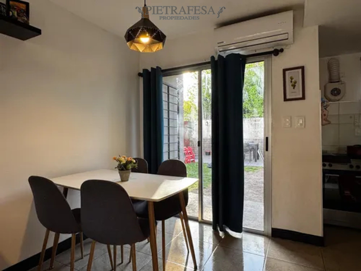 Apartamento ID.14511 - Apartamento en venta con renta tipo duplex, 2 dormitorios, 1 baño, patio con parrillero, cochera. San José de Carrasco.