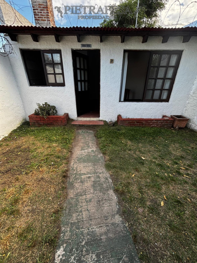 Apartamento ID.14949 - Apartamento en venta con renta, 1 dormitorio, 1 baño, patio, cochera, barbacoa. Malvin.