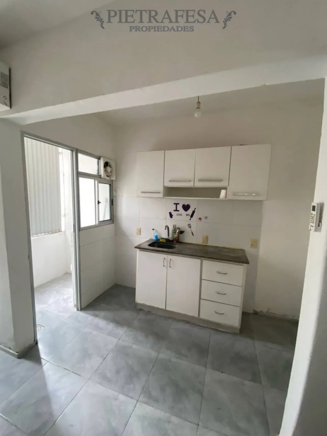 Apartamento ID.15183 - Apartamento en alquiler, 1 dormitorio, 1 baño, terraza lavadero. Buceo.