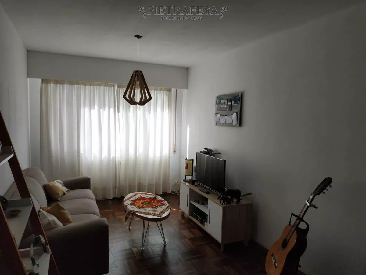 Apartamento ID.10572 - Apto en venta con renta, 1 dormitorio, 1 baño-Pocitos