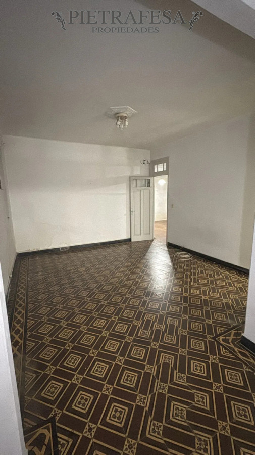 Apartamento ID.15202 - Apartamento en venta, 2 dormitorios, 1 baño. Cordón con RENTA