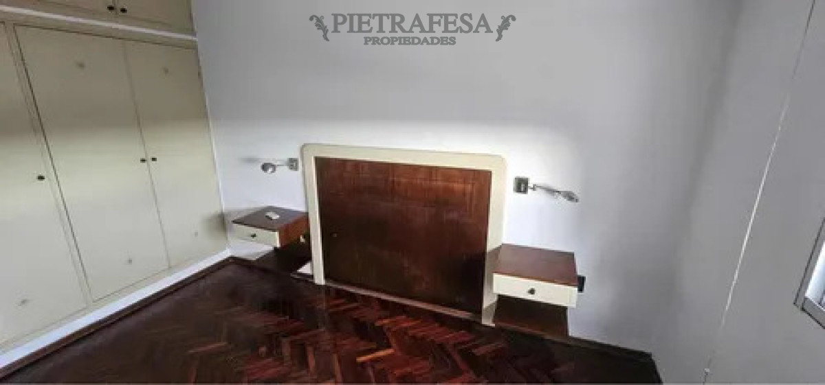 Apartamento ID.14958 - Apartamento en Venta, 2 dormitorios, 1 baño, balcon, azotea. Aguada.