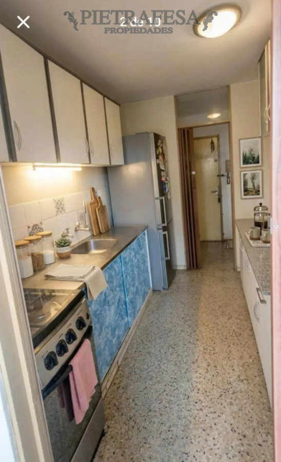 Apartamento ID.16171 - Apartamento en venta, 3 dormitorios, 1 baño, cochera. Malvin Norte con renta