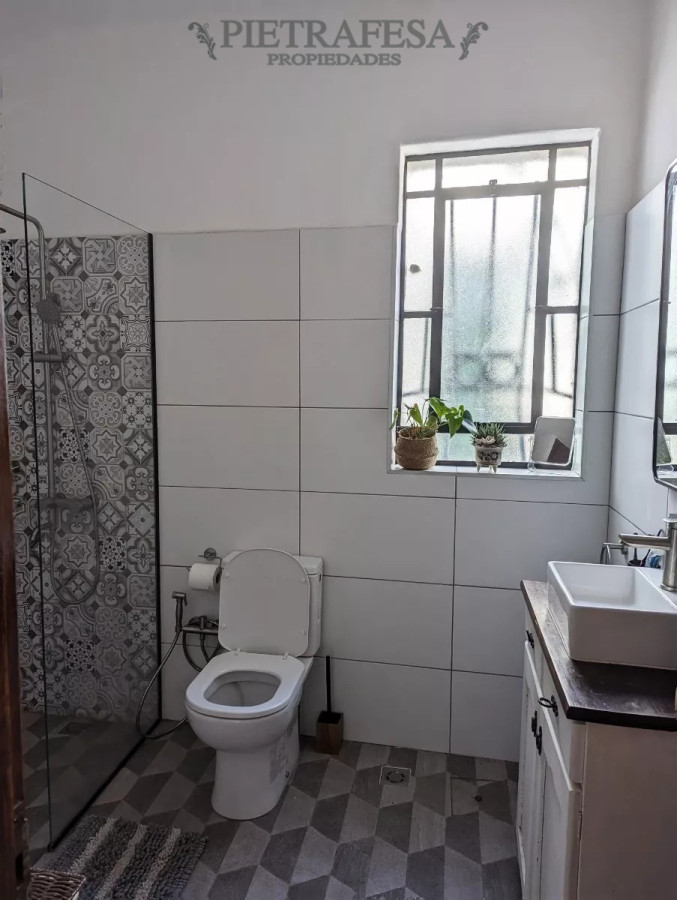 Apartamento ID.9387 - PH en venta 2 dormitorios, 1 baño, cochera-Bella Vista