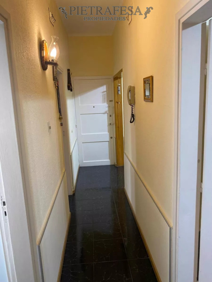 Apartamento ID.7155 - Apartamento en venta, 2 dormitorios, 1 baño y patio- Pte Lorenzo Batlle -Tres Cruces