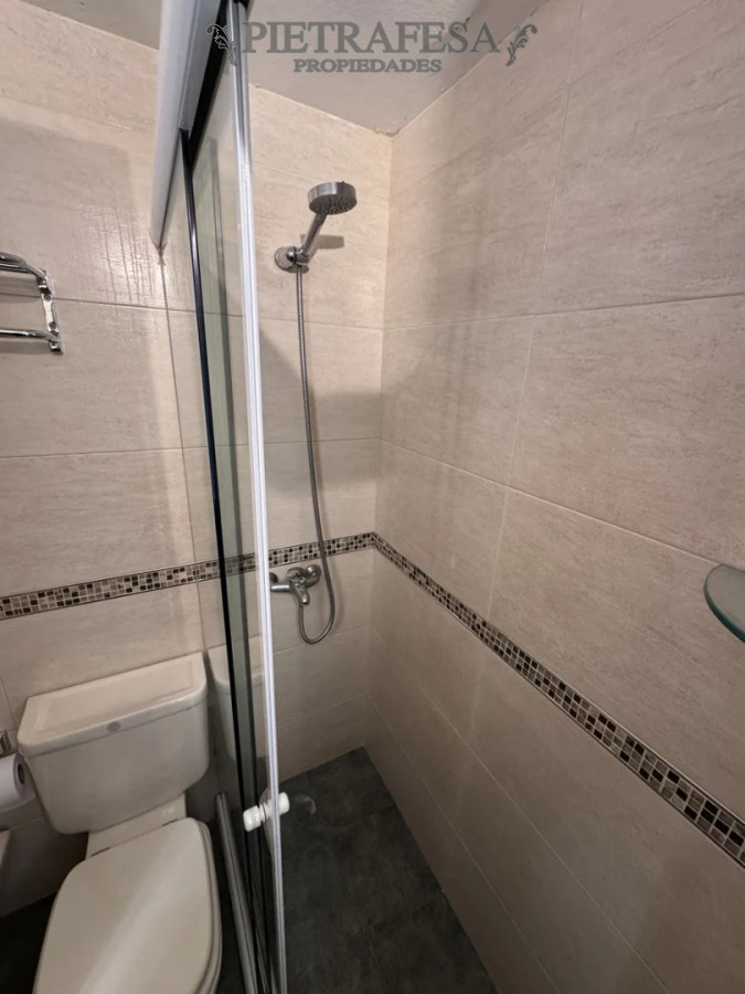 Apartamento ID.14649 - Apartamento en alquiler, 2 dormitorios, 1 baño, terraza lavadero. Pocitos.