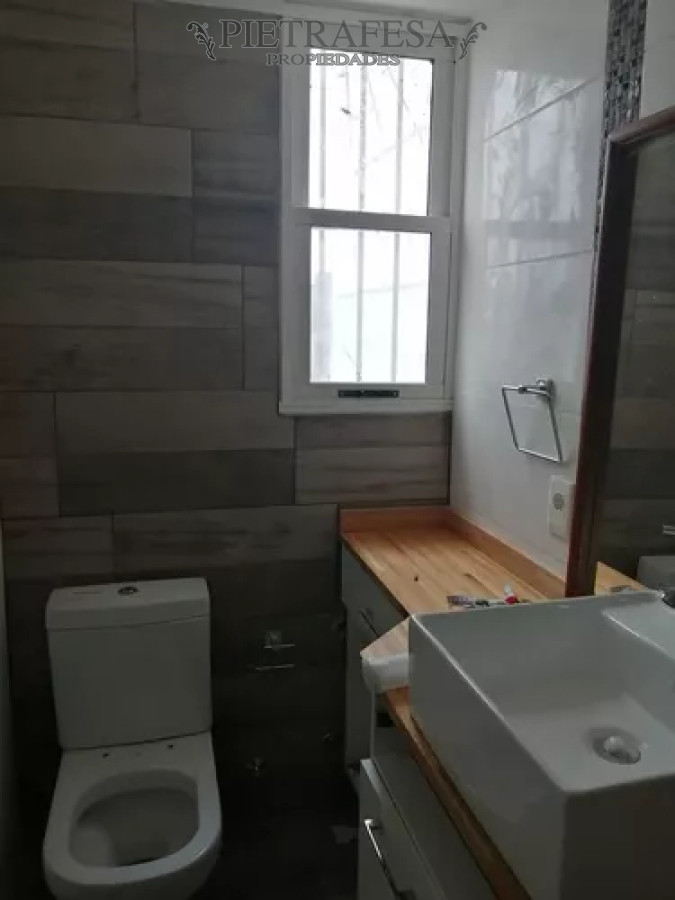 Apartamento ID.13114 - Apartamento en alquiler, 1dormitorio, 1baño, patio. Punta Carretas.