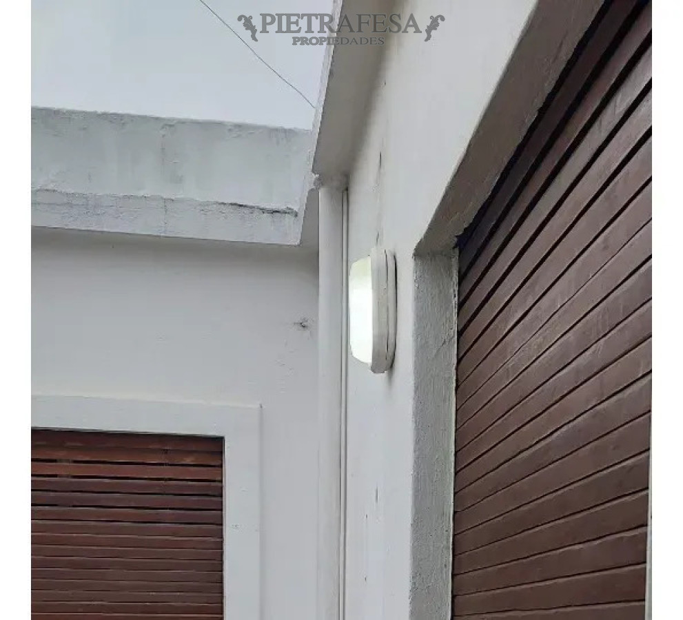 Apartamento ID.16082 - Apartamento en alquiler, 1 dormitorio, 1 baño, patio. Capurro. Sin gastos comunes.