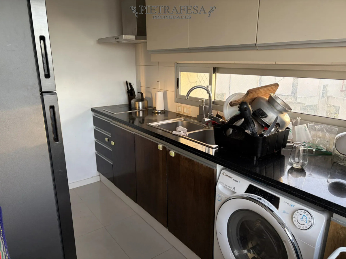 Apartamento ID.15436 - Apartamento penthouse en venta, 2 dormitorios, 2 baños, amplia terraza, garaje. Malvin.