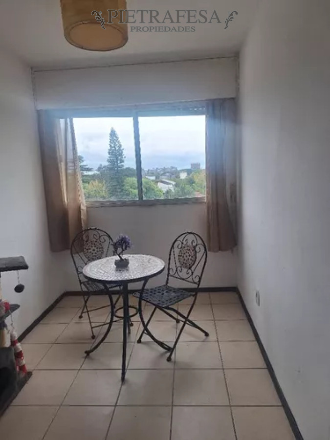 Apartamento ID.12714 - Apartamento en venta, 3dormitorios, 1baño, terraza lavadero. Malvin Norte.