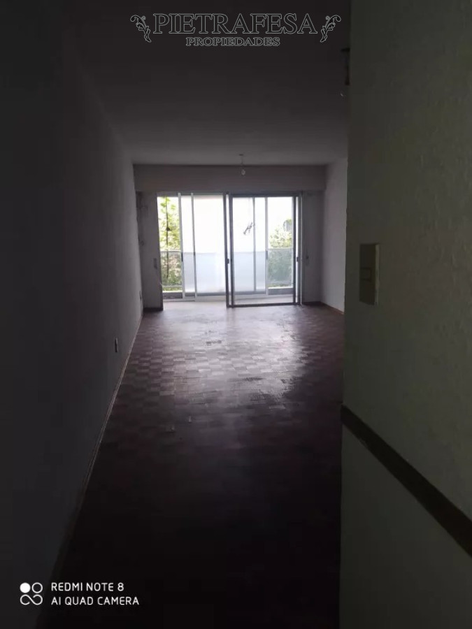 Apartamento ID.11901 - Amplio monoambiente en venta- Tres Cruces 