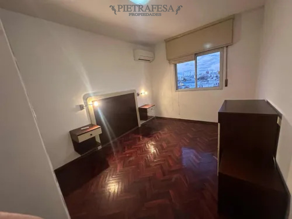 Apartamento ID.14958 - Apartamento en Venta, 2 dormitorios, 1 baño, balcon, azotea. Aguada.