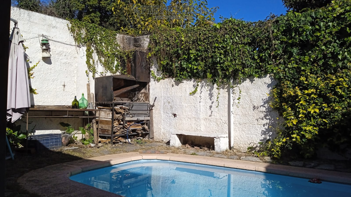 Apartamento ID.13554 - Apartamento en alquiler, 2dormitorios, 1baño, patio, amueblado. Sayago.