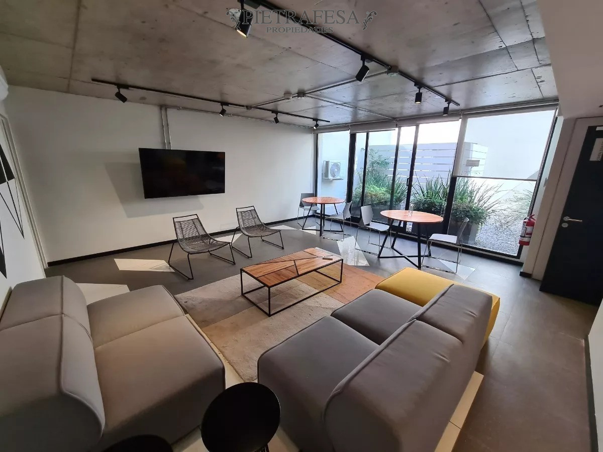 Apartamento ID.7813 - Apartamento en venta, 2 dormitorios, 2 baños, terraza con parrillero y garaje-Marco Bruto, Pocitos.