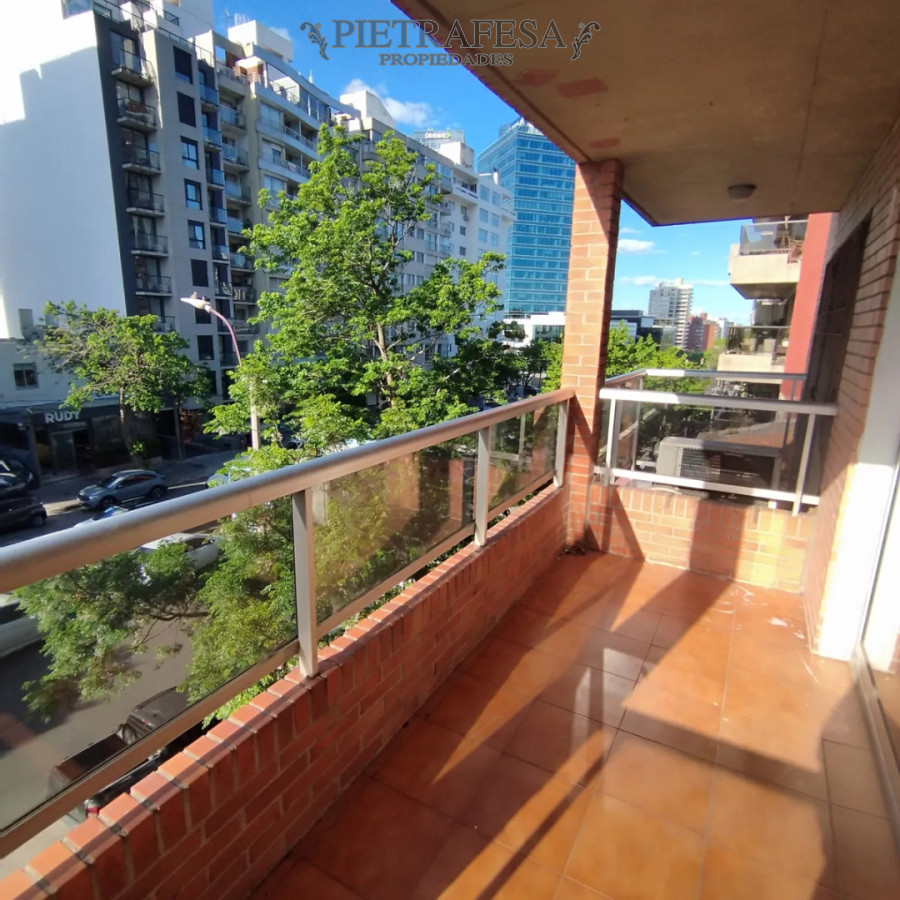 Apartamento ID.14764 - Apartamento en alquiler, monoambiente, 1 baño, terraza. Pocitos. 