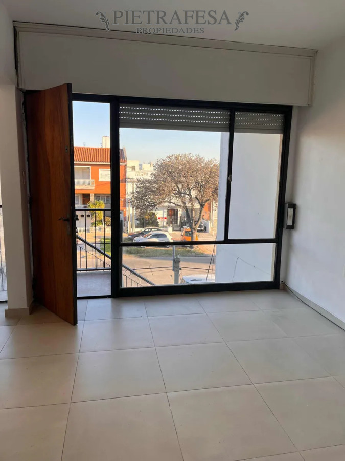 Apartamento ID.13942 - Apto en alquiler 2 dormitorios, 1 baño y terraza- Parque Batlle