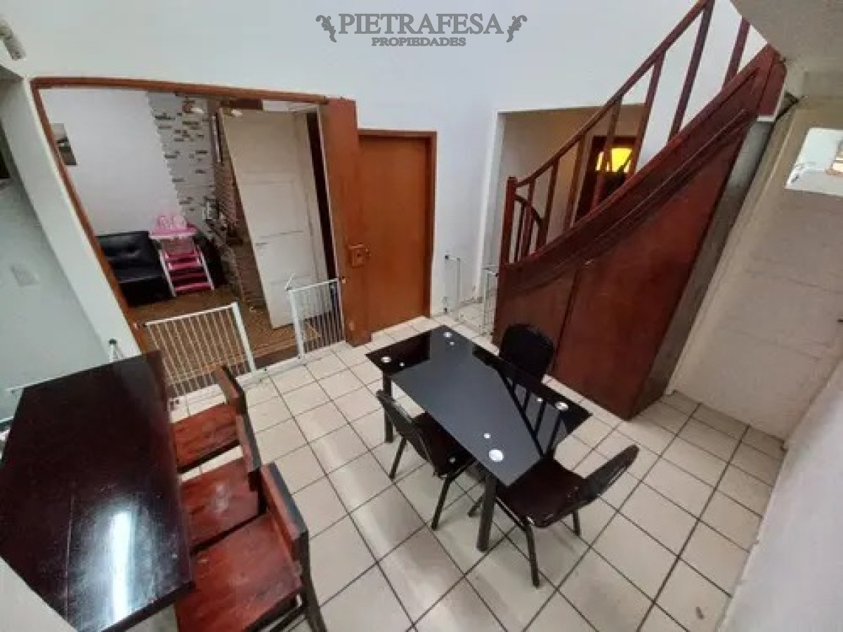 Apartamento ID.4905 - Apartamento en venta 3 dormitorios, 1 baño y terraza con parrillero- 14 de Julio- Pocitos