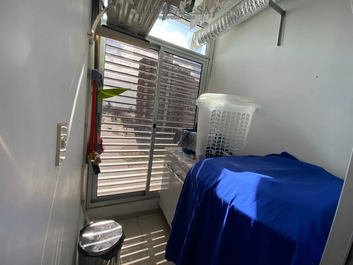 Apartamento ID.11036 - Apto en venta 3 dormitorios, 2 baños, gje-Malvin