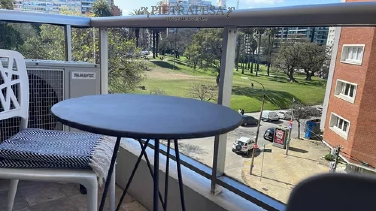 Apartamento ID.11205 - Apartamento en alquiler, monoambiente, 1baño, terraza. Punta Carretas.