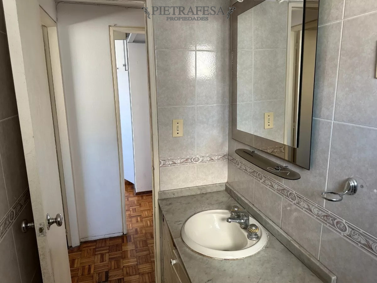 Apartamento ID.6953 - Apartamento en venta con renta 2 dormitorios 2 baños y balcón- Eduardo Acevedo- Cordón