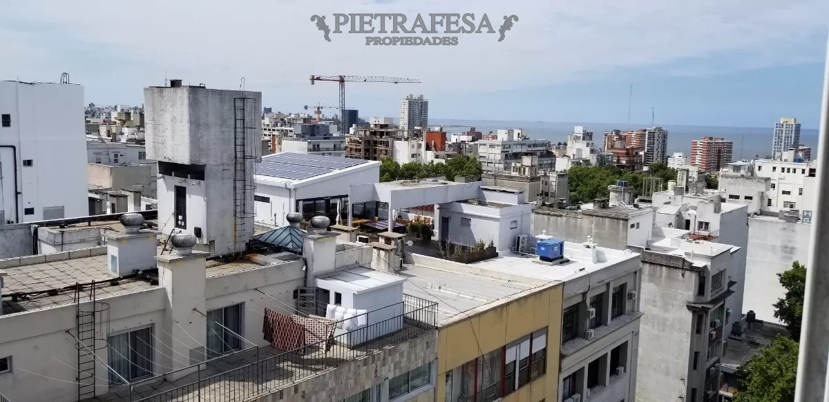 Apartamento ID.7402 - Apartamento en venta 2 dormitorio, 2 baños- Río Negro-Centro
