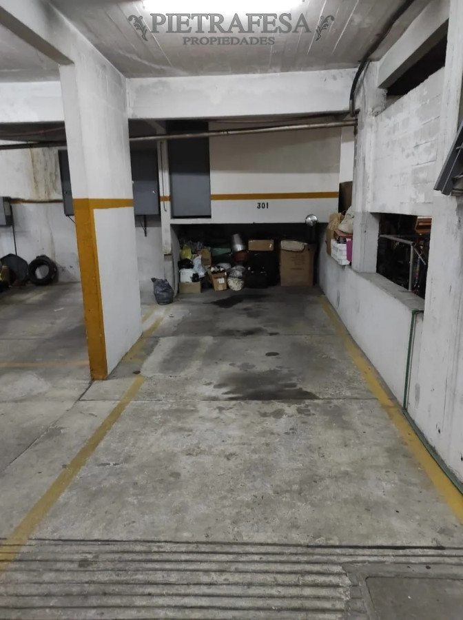 Apartamento ID.5609 - Apartamento amueblado 3 dormitorios, 4 baños, terraza y garaje- Echevarriarza- Pocitos