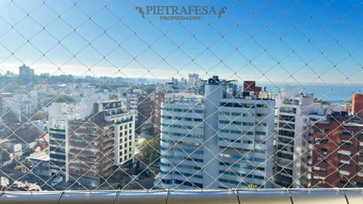 Apartamento ID.13820 - Apartamento en Torres Náuticas - amueblado, 3 dormitorios, 2 baños, terraza, garaje. Pocitos.