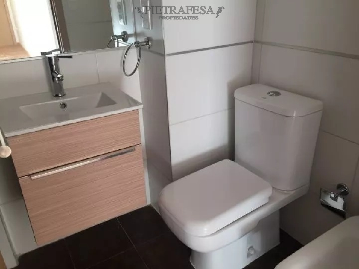 Apartamento ID.10081 - Apto en venta con renta, 1 dormitorio, 1 baño-La Blanqueda