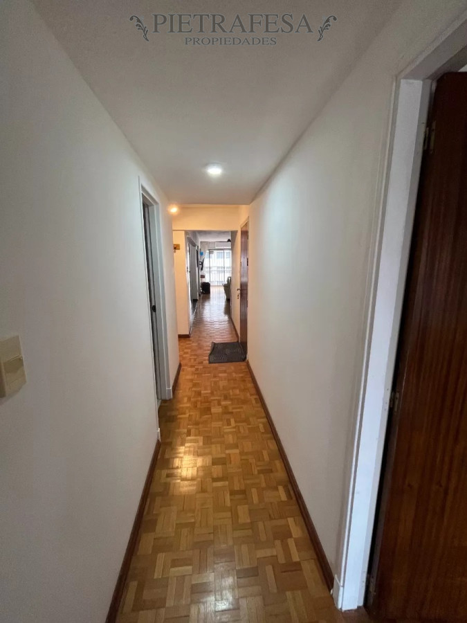 Apartamento ID.7989 - Apartamento en venta 2 dormitorios, 2 baños, balcón y garaje-21 De Setiembre -Punta Carretas