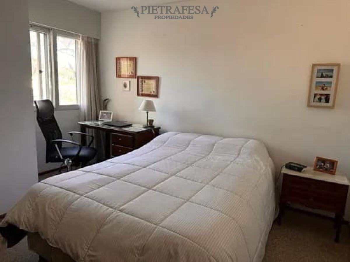 Apartamento ID.16120 - EXCELENTE APARTAMENTO DE 2 DORMITORIOS CON GARAJE EN PARQUE BATLLE.